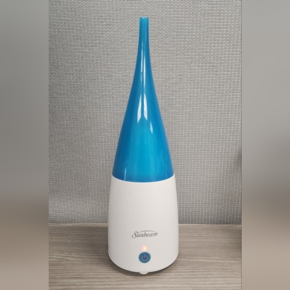 Sunbeam Humidifier For Office or Travel - Picture 7 of 7